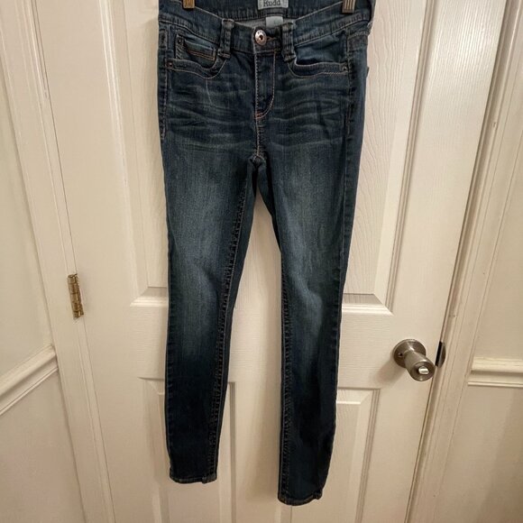 Mudd Skinny Stretch Dark Wash Jeans Size 3 Jrs - Picture 1 of 5